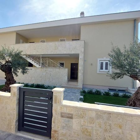 Seashells Apartments Tribunj Tribalj المظهر الخارجي الصورة