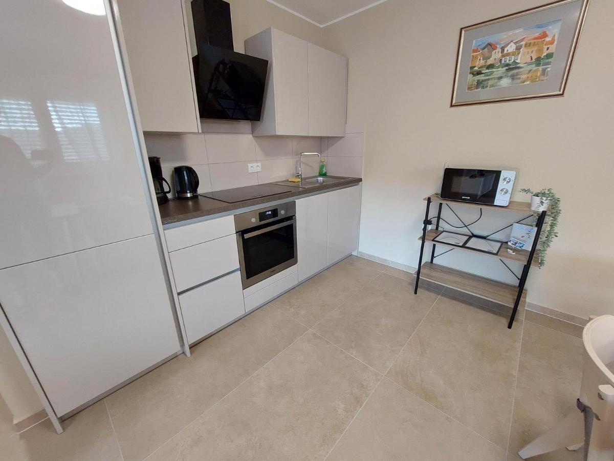 Seashells Apartments Tribunj Tribalj المظهر الخارجي الصورة